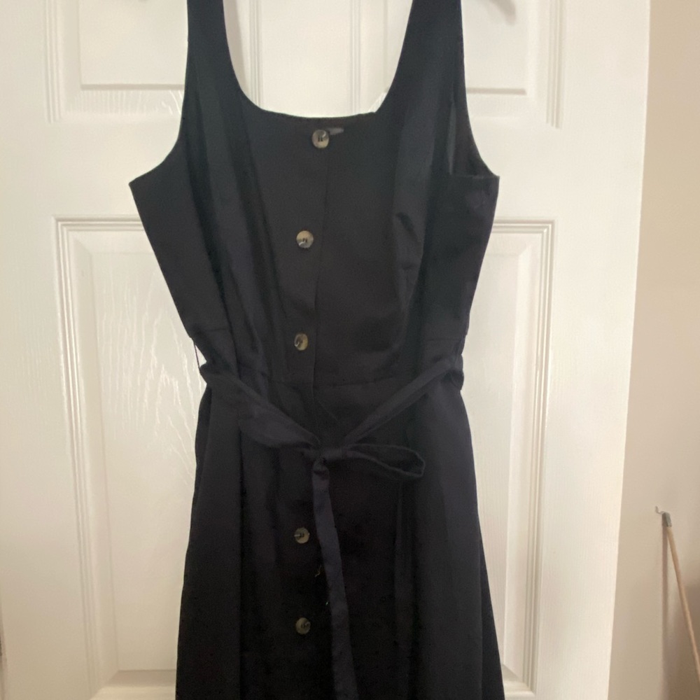 BLACK BUTTON FRONT DRESS 👗